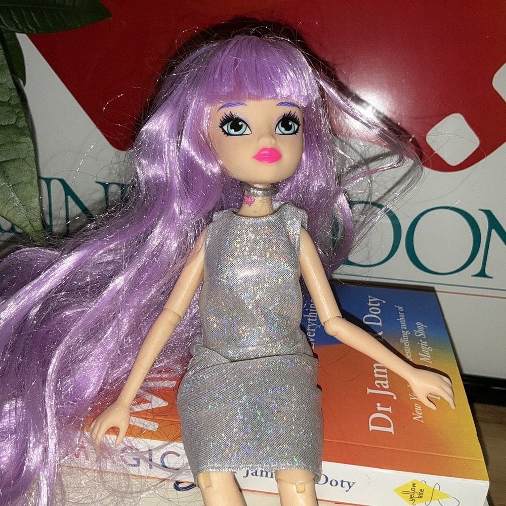 Mermaid High Doll Mari Purple Hair Dress Necklace
